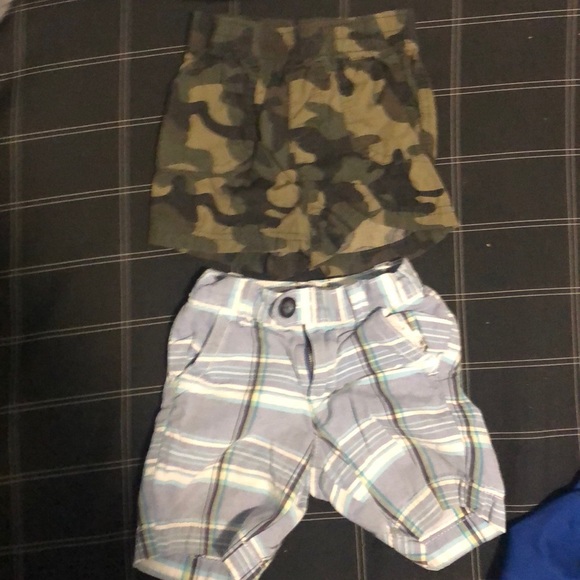 4 Pairs of Shorts - Picture 2 of 2